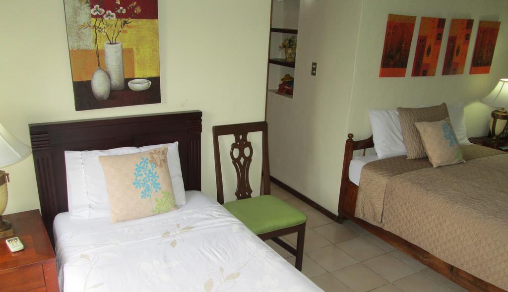 Hotel San Mateo San Salvador Chambre photo