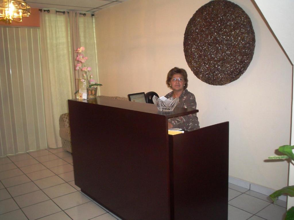 Hotel San Mateo San Salvador Extérieur photo