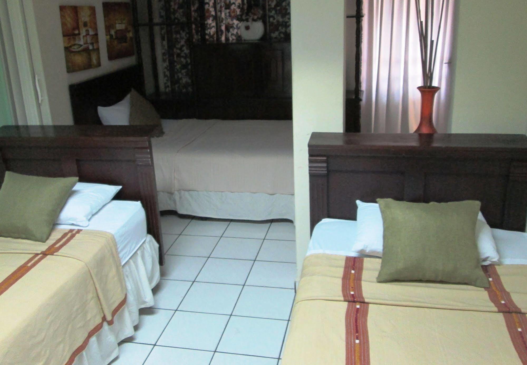 Hotel San Mateo San Salvador Extérieur photo