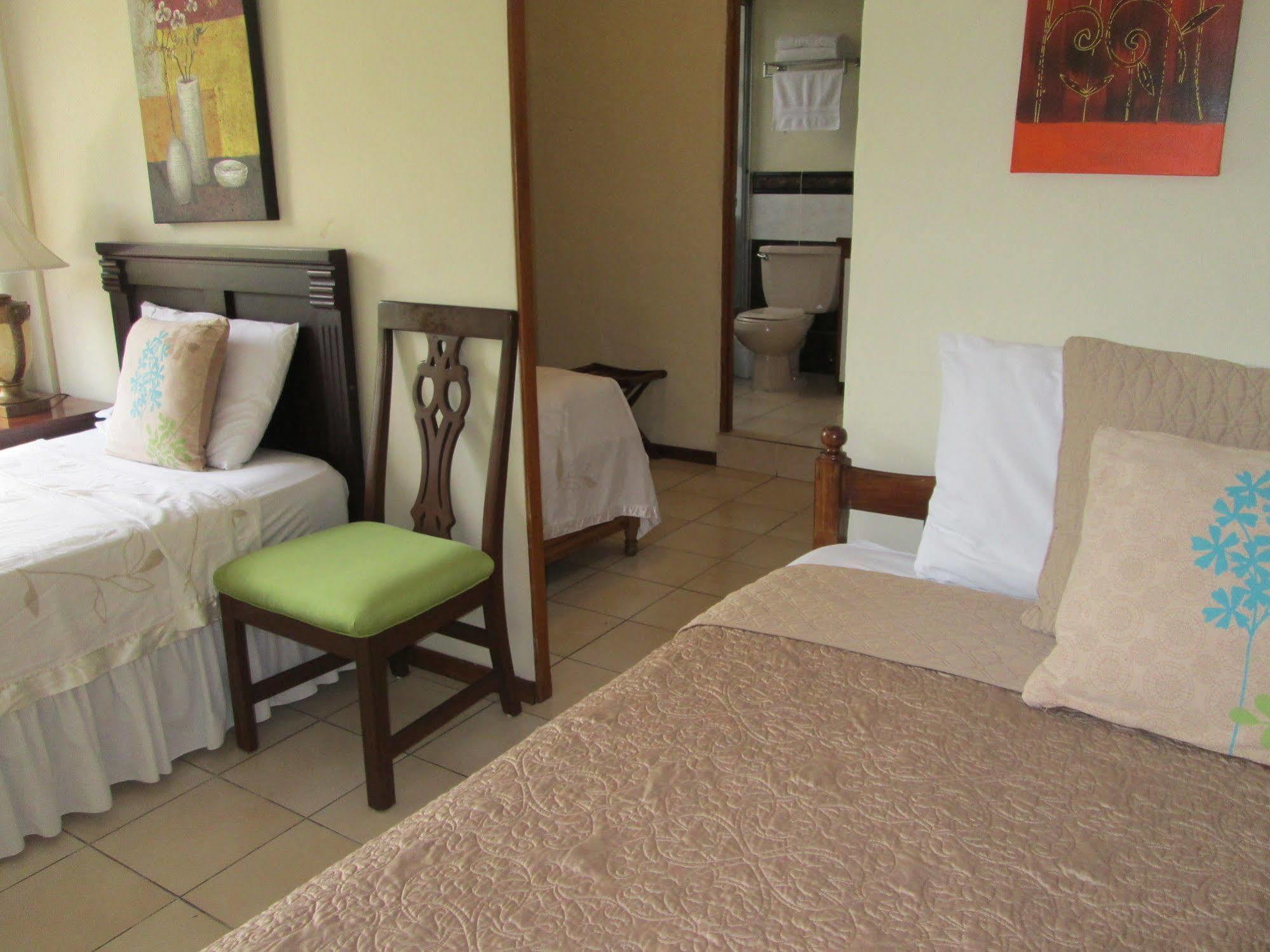 Hotel San Mateo San Salvador Extérieur photo